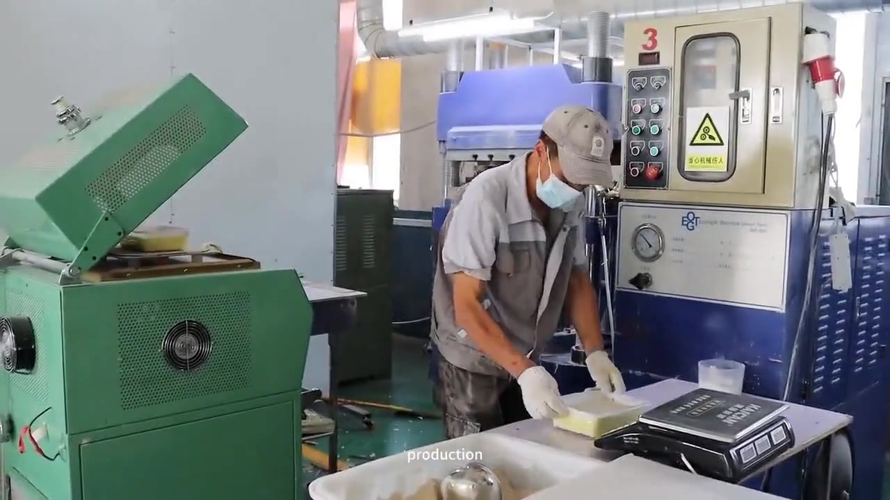 Kaixin rice husk tableware factory floor in Shenyang